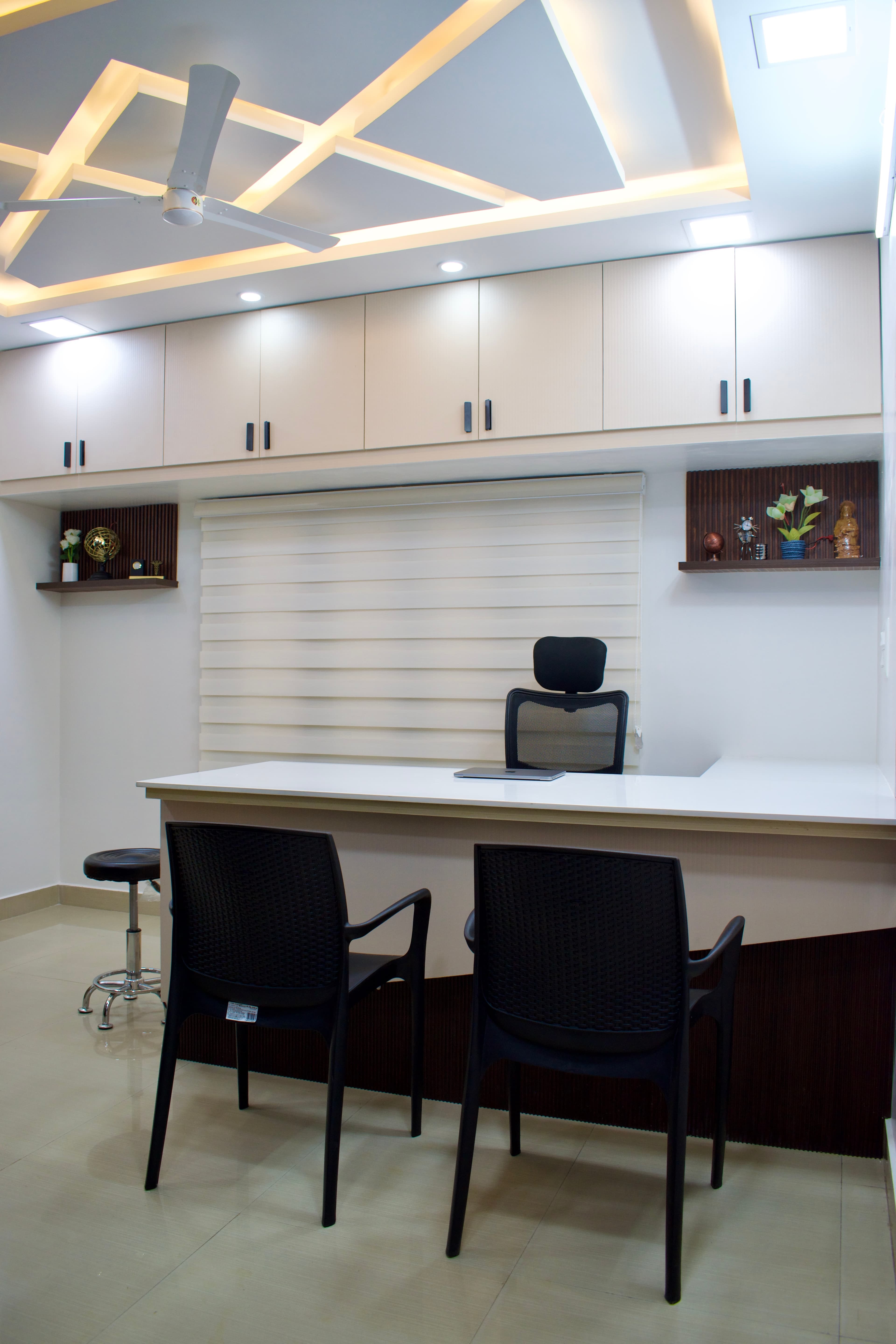 Private consultation room at Ann Santhosh Skin Clinic, Nagercoil